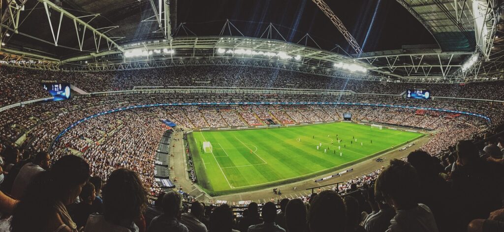 How Data Analytics in PSV Matches Compare to Casino Betting Trends