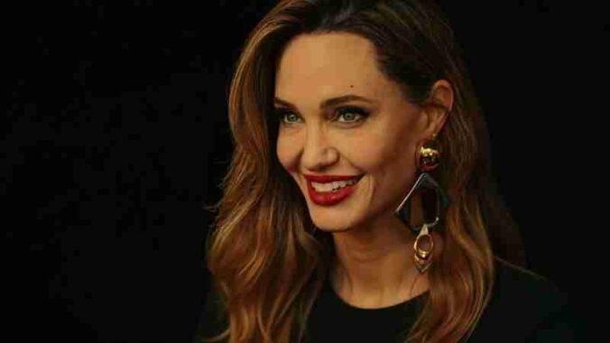 At 49, Angelina Jolie still looks effortlessly stunning – but it’s not just genetics. In this video, we reveal the surprisingly simple skincare and beauty tips that keep her glowing, wrinkle-free, and - Digital concept art for illustrative purpose, tags: jolies - Monok