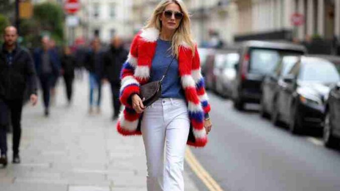 White jeans challenge winter norms, inspired by runway trends, Concept art for illustrative purpose, tags: weiße - Monok